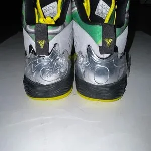 RARE Nike Air Jordan Melo M10 Oregon Duck PE SAMPLE size 8.5 Jordan | Shoes | Rare Nike Air Jordan Melo M Oregon Duck Pe  main image 2